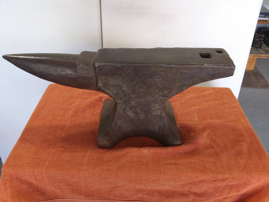 anvil1.jpg