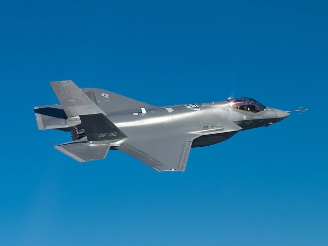 AIR_F-35A_AF-2_Edwards_AFB_lg.jpg