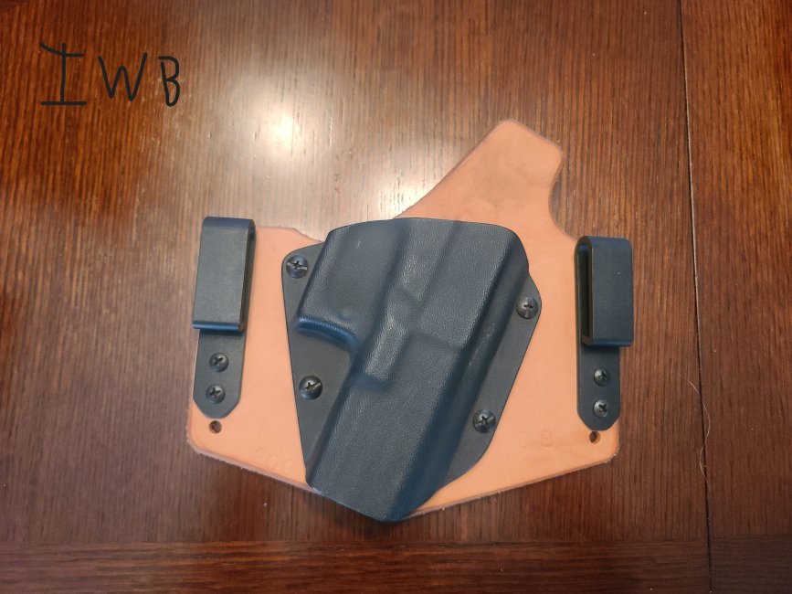 Glock 17.22 IWB Holster $25.jpg