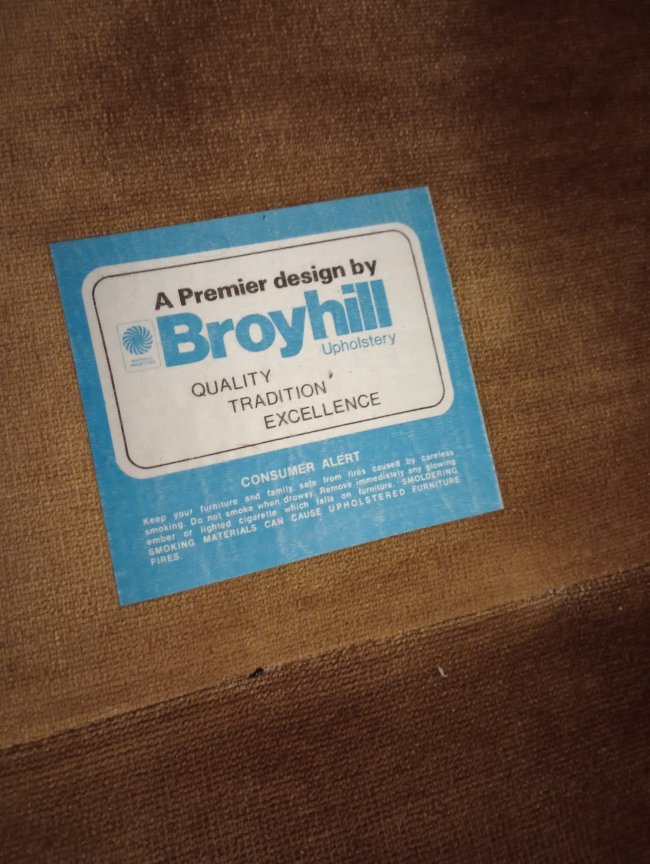 broyhill-tag.jpg