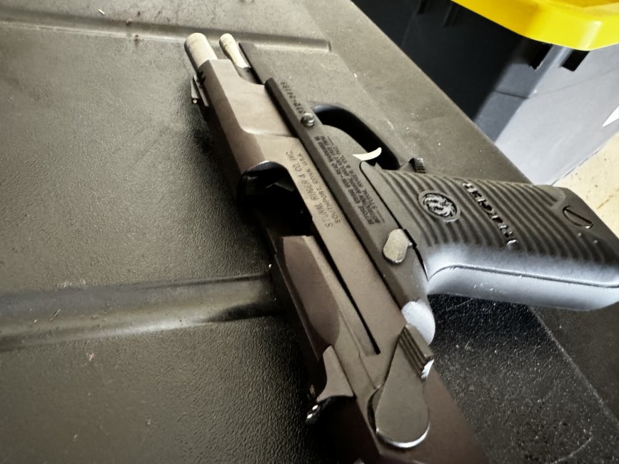 *SOLD* Ruger P89 9MM with 2 15 rd magazines $220