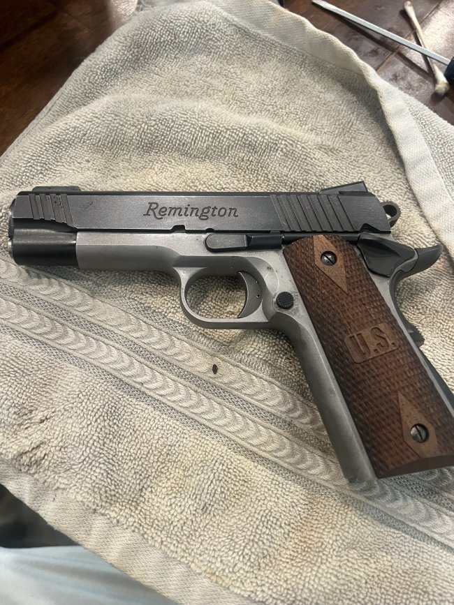 Remington 1911 R1