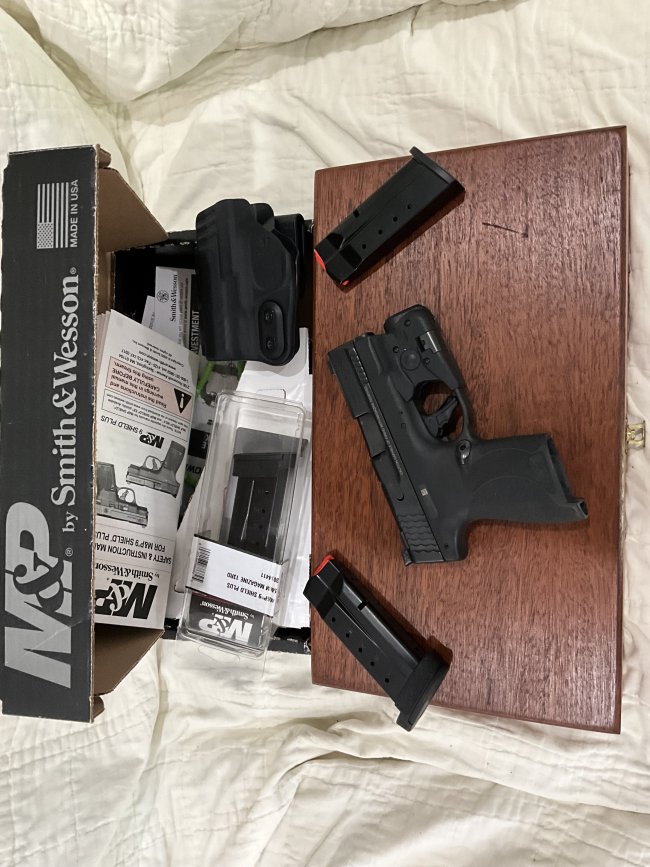 Smith& Wesson Shield Plus 9 MM Sale Pending