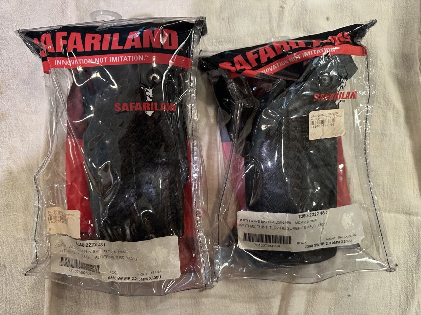 Never Used Safariland S&W MP 2.0 9mm 4.25” barrel Holsters