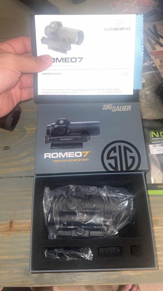 Sig Sauer Romeo7 (NEW)