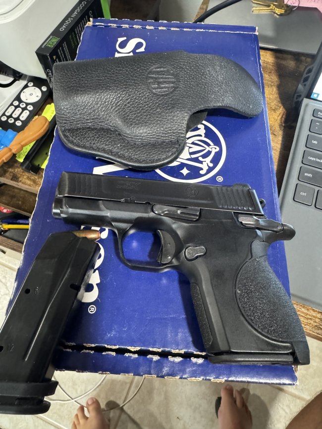 Smith&Wesson CSX 9mm barrel 3.125 with box and holster