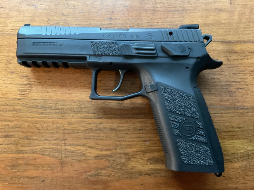 CZ P09