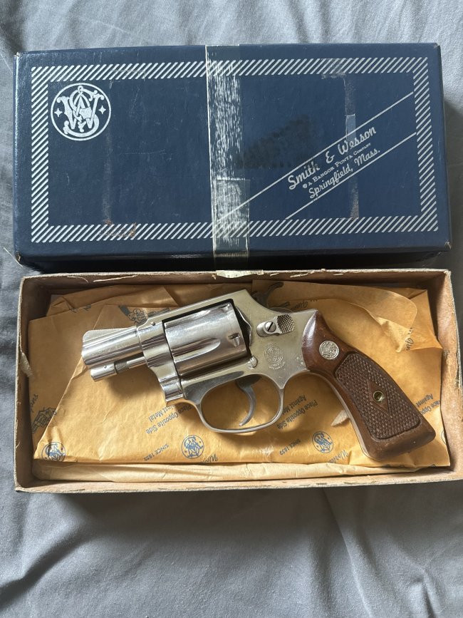 Smith & Wesson Model 37 no dash price drop