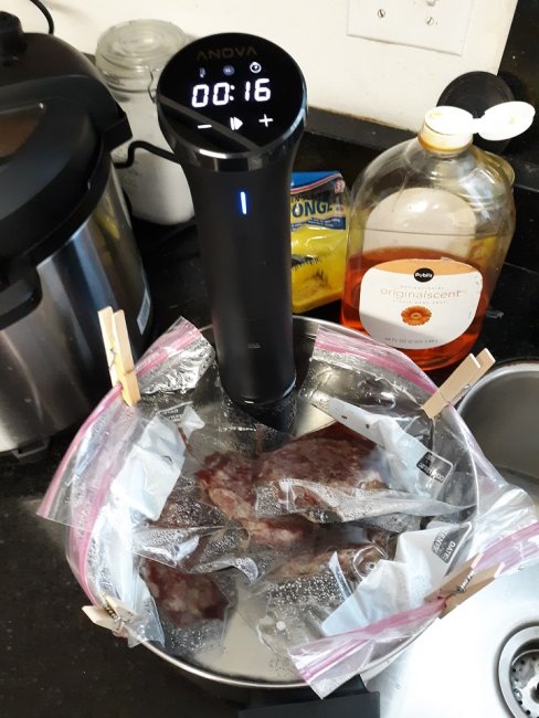 Sous vide burgers (1).jpg